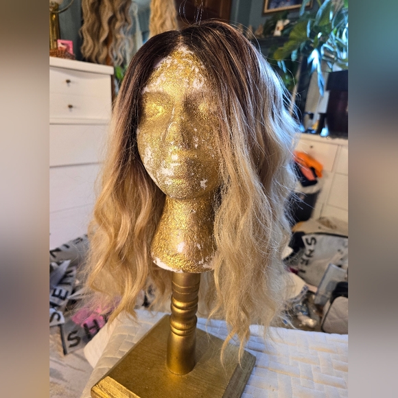 Outre Ria Wig - Picture 7 of 16